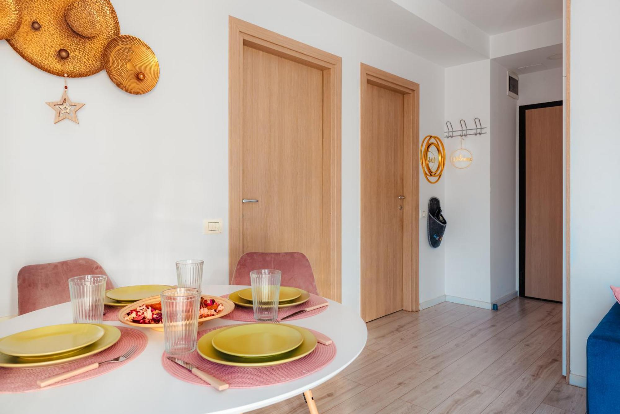Downtown Apartment Boutique - Blue & Pink 부쿠레슈티 외부 사진