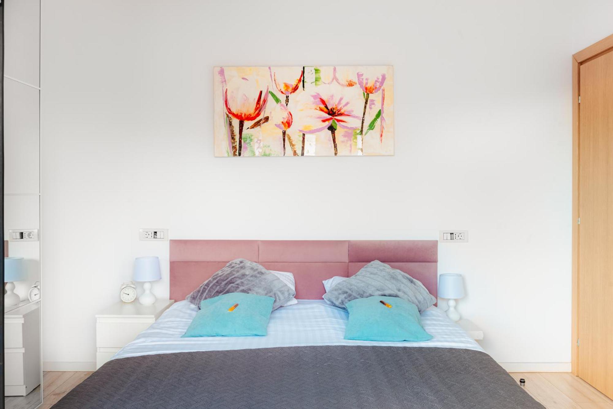 Downtown Apartment Boutique - Blue & Pink 부쿠레슈티 외부 사진